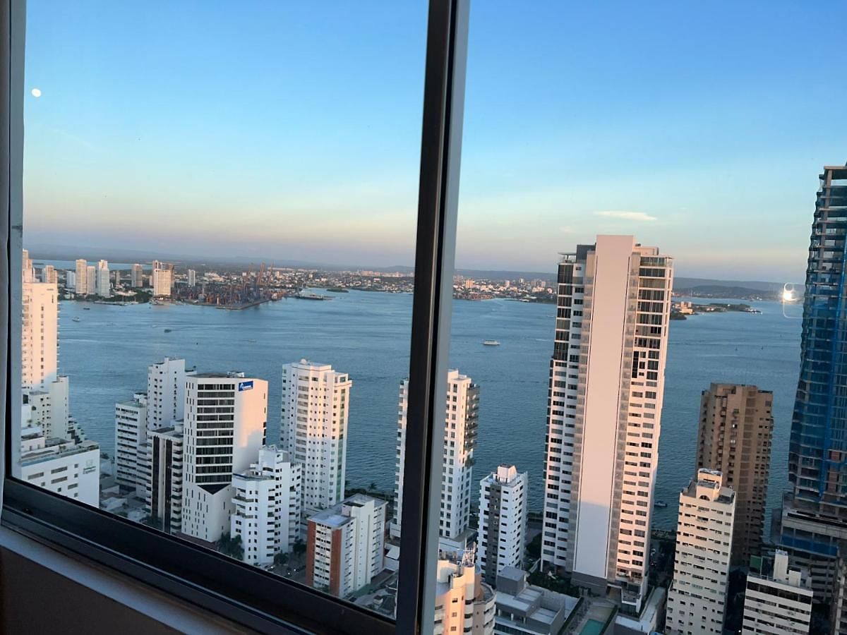 Apartamento Luxurious 3-bedroom Penthouse With Ocean Views In Cartagena