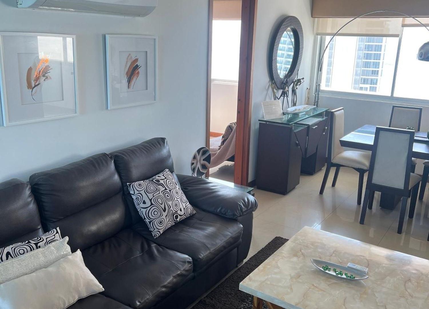 Luxurious 3-bedroom Penthouse With Ocean Views In Apartamento *