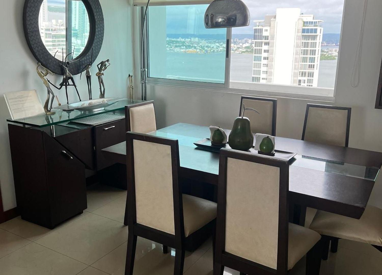 Apartamento Luxurious 3-bedroom Penthouse With Ocean Views In